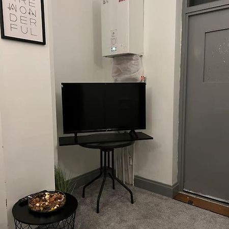 1 Bedroom Flat In Kings Cross! Лондон Екстериор снимка