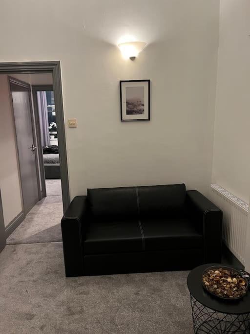 1 Bedroom Flat In Kings Cross! Лондон Екстериор снимка